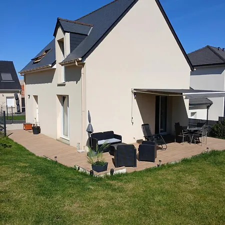 Hébergement de vacances Maison Avec Jardin Et Baignoire Jacuzzi Proche *